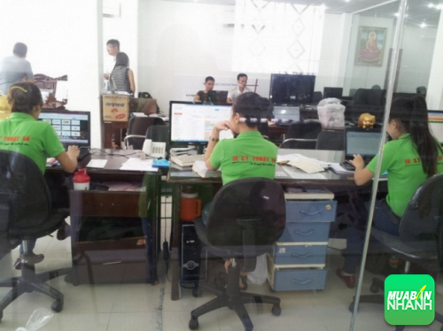 Nhân viên tư vấn và hỗ trợ về in ấn của Công ty Thẻ Nhựa có trình độ chuyên môn cao, am hiểu tường tận về in ấn và luôn mang đến cho bạn những chia sẻ, tư vấn chính xác, phù hợp nhất cho khách hàng Nhân viên tư vấn và hỗ trợ về in ấn của Công ty Thẻ Nhựa có trình độ chuyên môn cao, am hiểu tường tận về in ấn và luôn mang đến cho bạn những chia sẻ, tư vấn chính xác, phù hợp nhất cho khách hàng